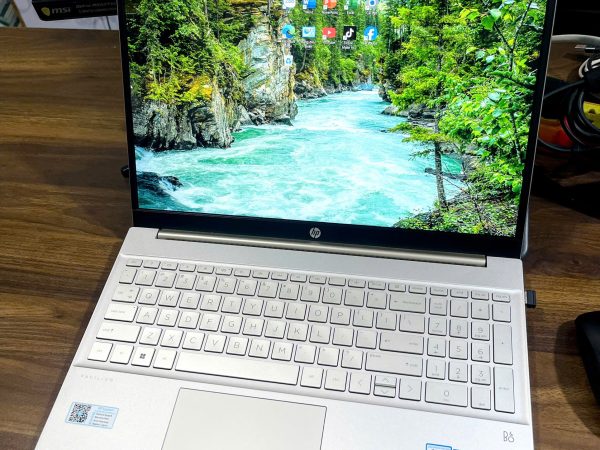 HP 15eg/ i5-1240p/8/512/15.6'fhd